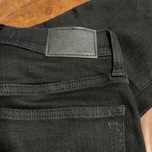 Madewell mid rise kick out jeans black